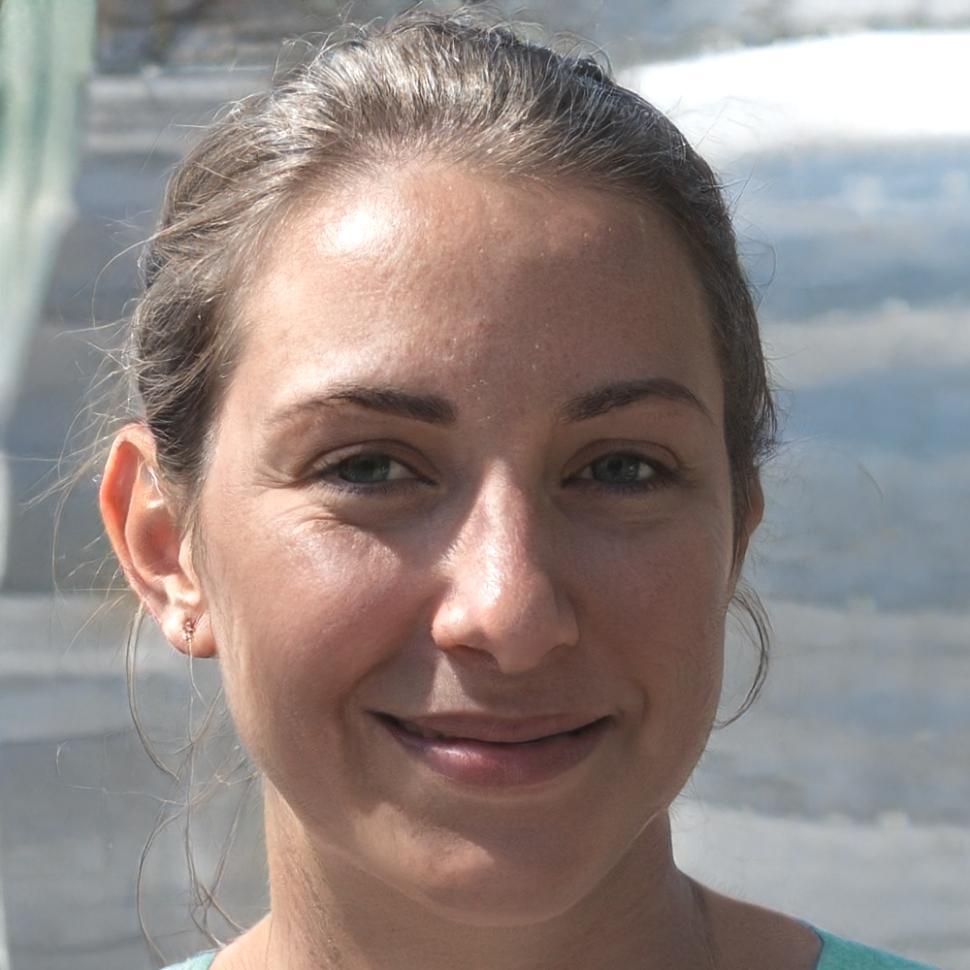 Priya Nakamura, E-commerce Director